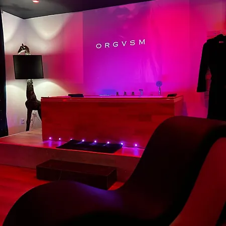 Отель для свиданий De Gamme - L'extase Avec Jacuzzi