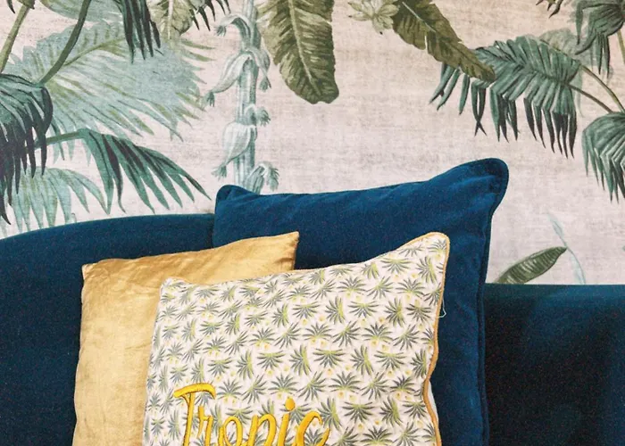 Love hôtel De Gamme - L'extase Avec Jacuzzi Violaines